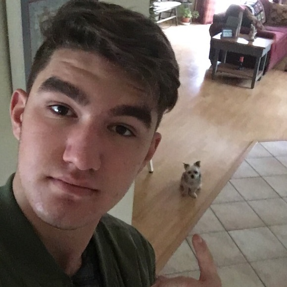 Meet your Posher, Jason - Picture 6 of 7